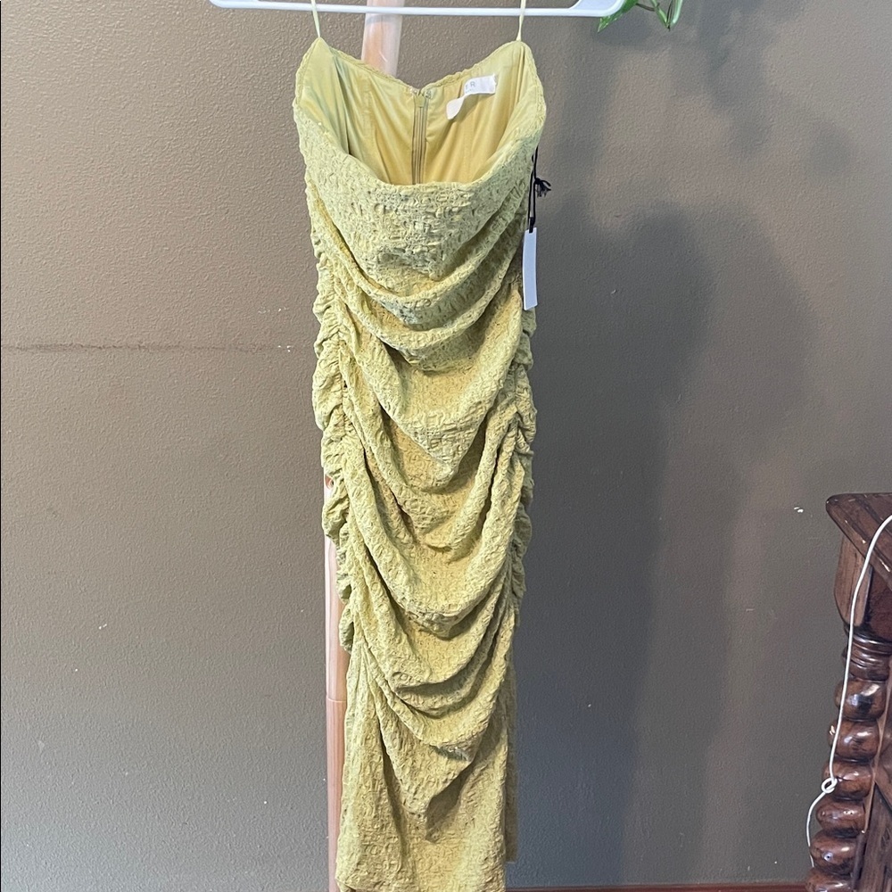 ASTR the label light green lace strapless midi dress